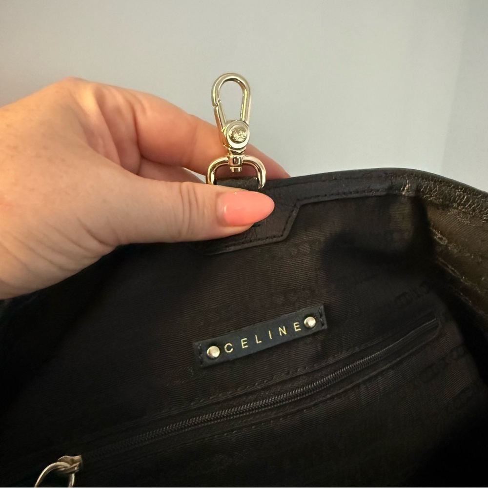 Celine vintage black quilted leather tote with gold carriage medallion - Picture 7 of 11